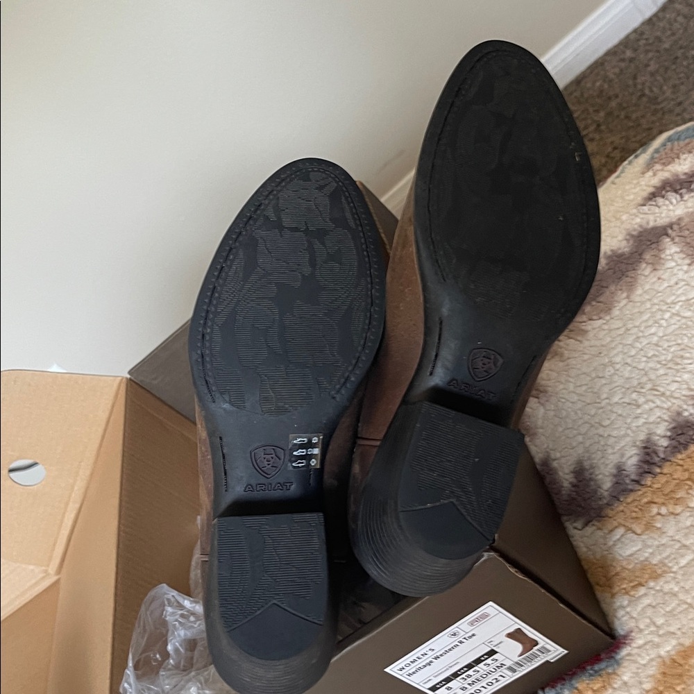 💜Heritage R Toe Western Boot - Picture 10 of 10